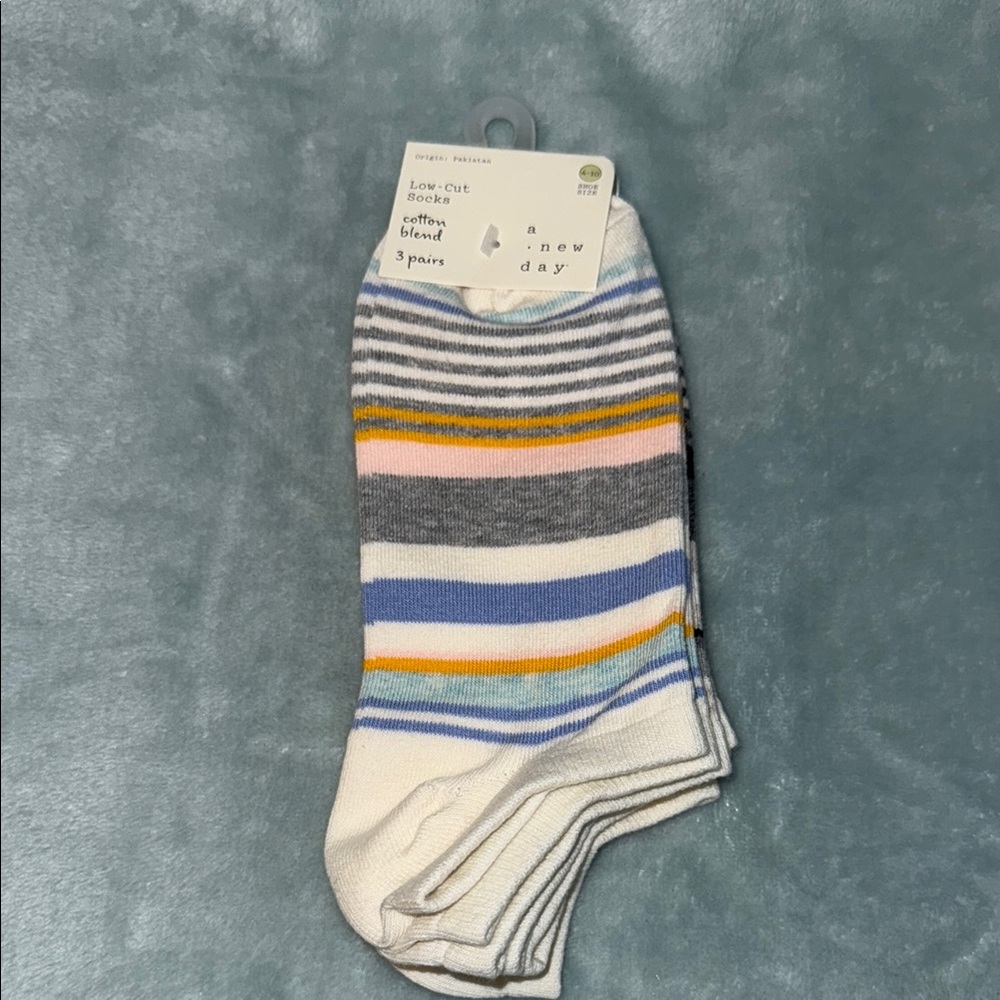 A New Day Blue and Gray Casual Socks with Striped Pattern